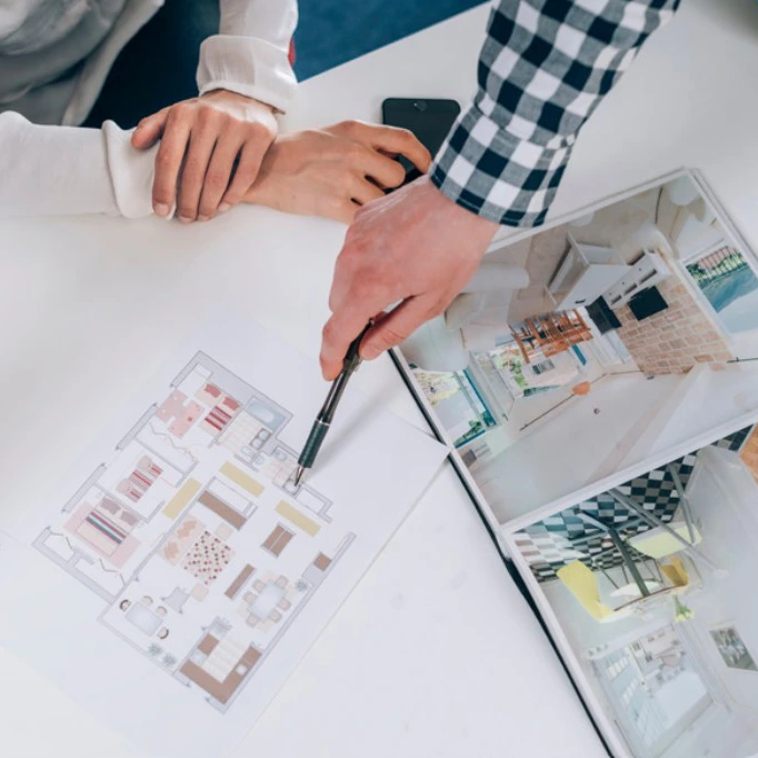 Sellers getting an update from Chris